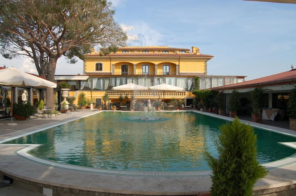 Grand Hotel Helio Cabala Marino Εξωτερικό φωτογραφία