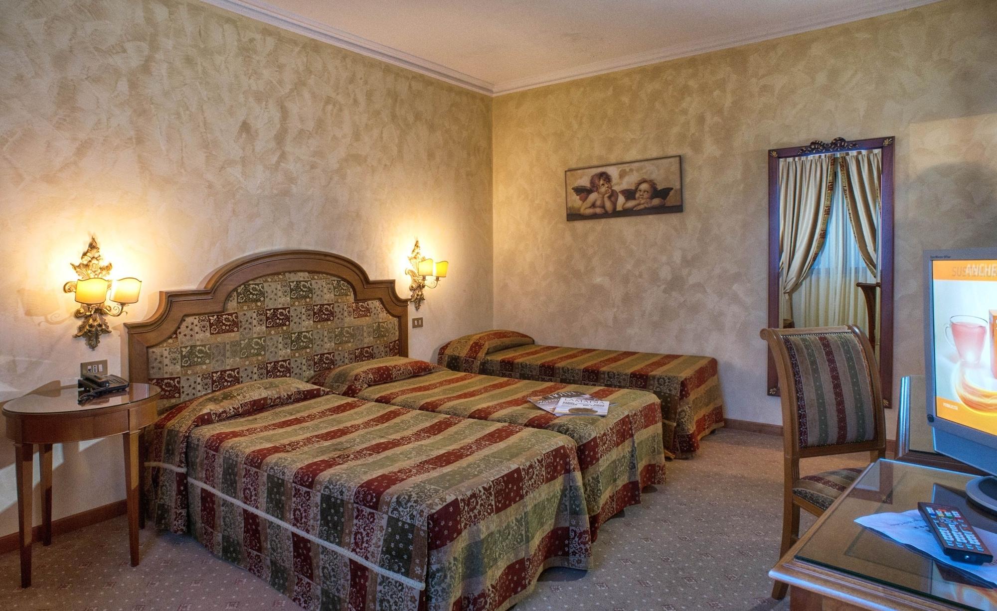 Grand Hotel Helio Cabala Marino Εξωτερικό φωτογραφία