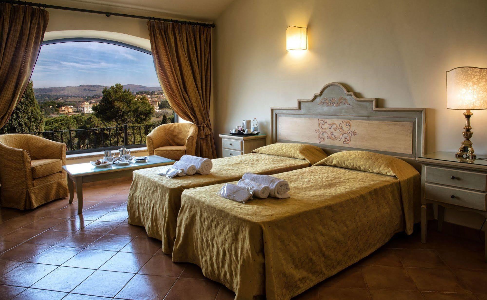 Grand Hotel Helio Cabala Marino Εξωτερικό φωτογραφία